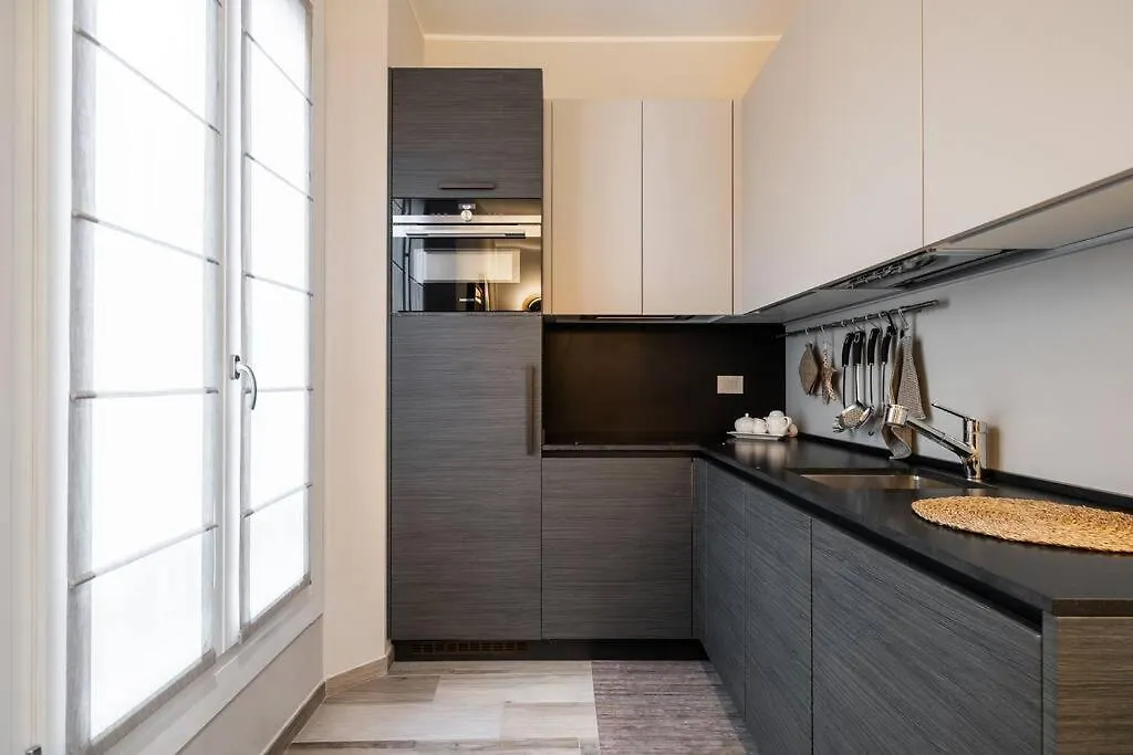 Casa Delle Farfalle Bologna 0*,  Italy